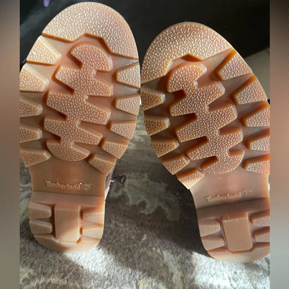 NWOT Timberland Brown Shearling Winter Boots - Picture 5 of 5